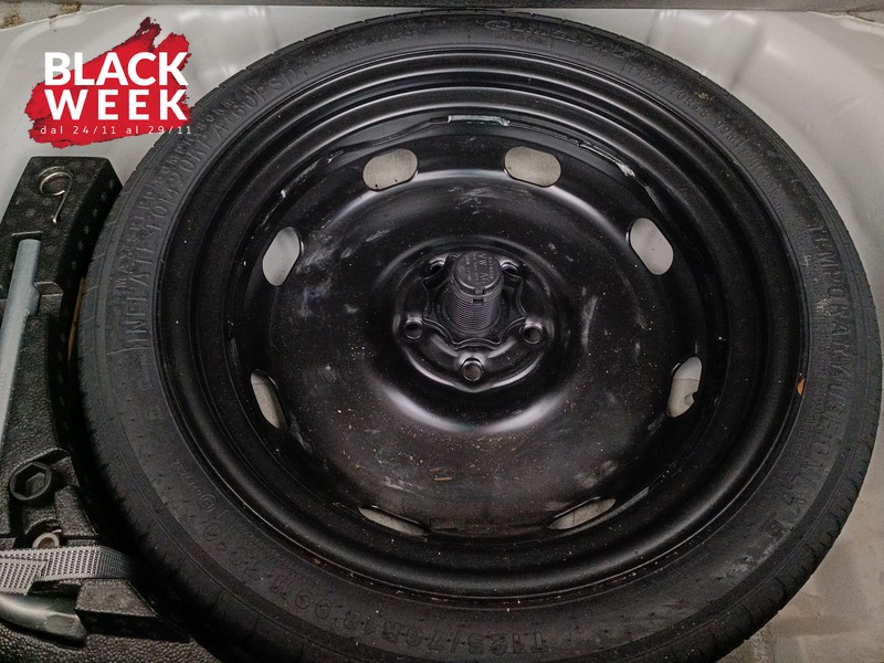 22 - Volkswagen T-Roc 1.5 tsi r-line dsg