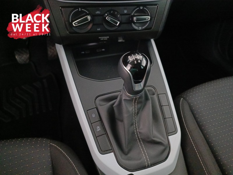 16 - Seat Arona 1.0 ecotsi style 95cv