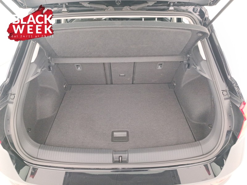 21 - Volkswagen T-Roc 1.5 tsi life dsg