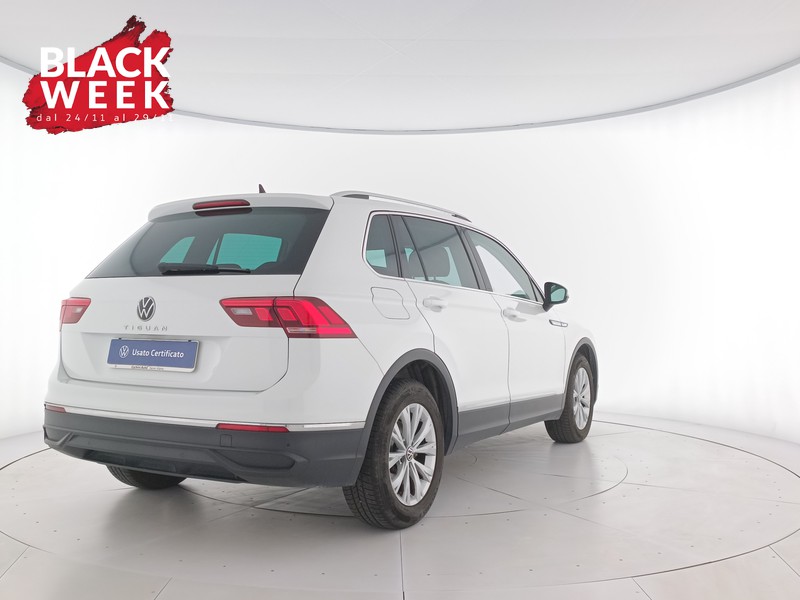 4 - Volkswagen Tiguan 2.0 tdi life 150cv dsg