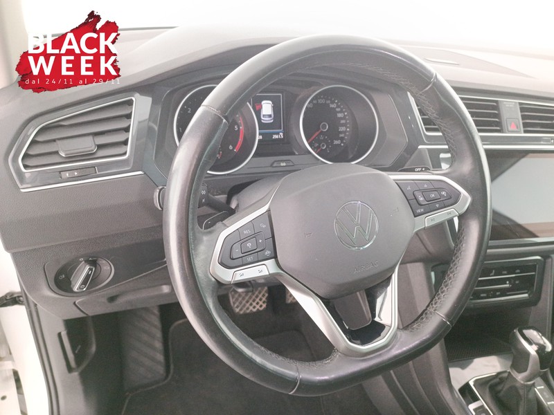 12 - Volkswagen Tiguan 2.0 tdi life 150cv dsg