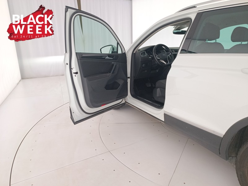 18 - Volkswagen Tiguan 2.0 tdi life 150cv dsg