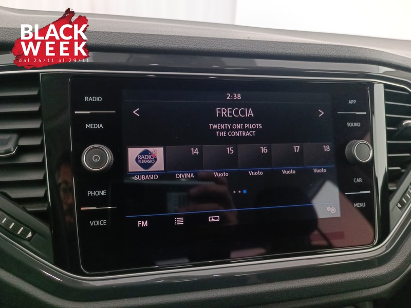 14 - Volkswagen T-Roc 1.6 tdi advanced