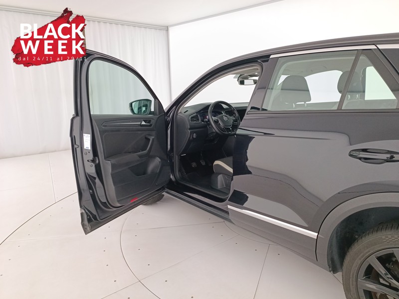 18 - Volkswagen T-Roc 1.6 tdi advanced