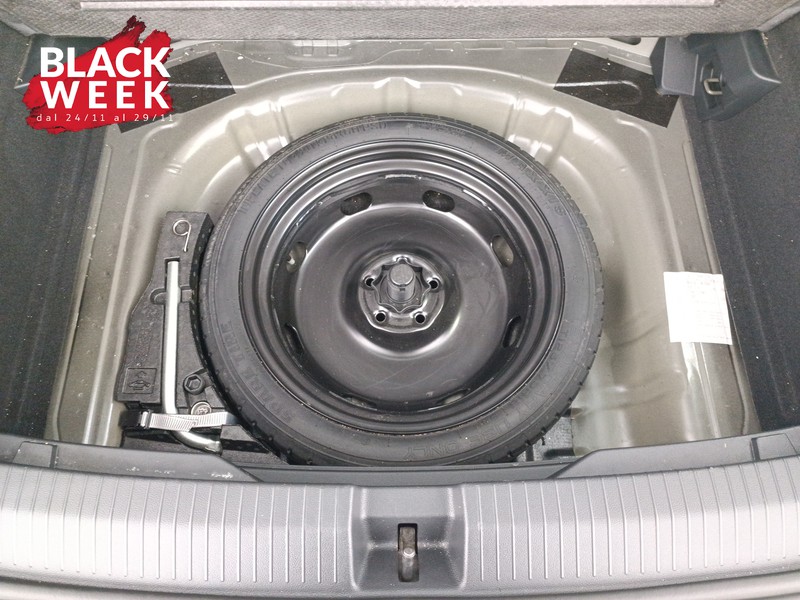 22 - Volkswagen T-Roc 1.6 tdi advanced