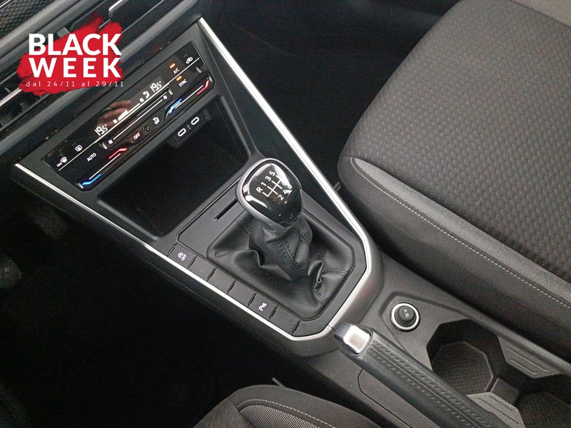 16 - Volkswagen Taigo 1.0 tsi life 110cv