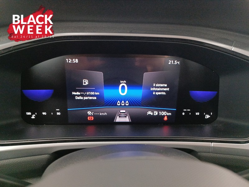 13 - Volkswagen T-Roc 1.0 tsi life 110cv