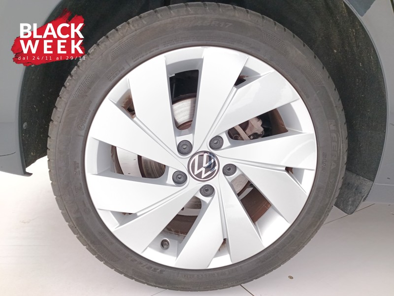 8 - Volkswagen Golf 1.5 etsi edition plus 115cv dsg