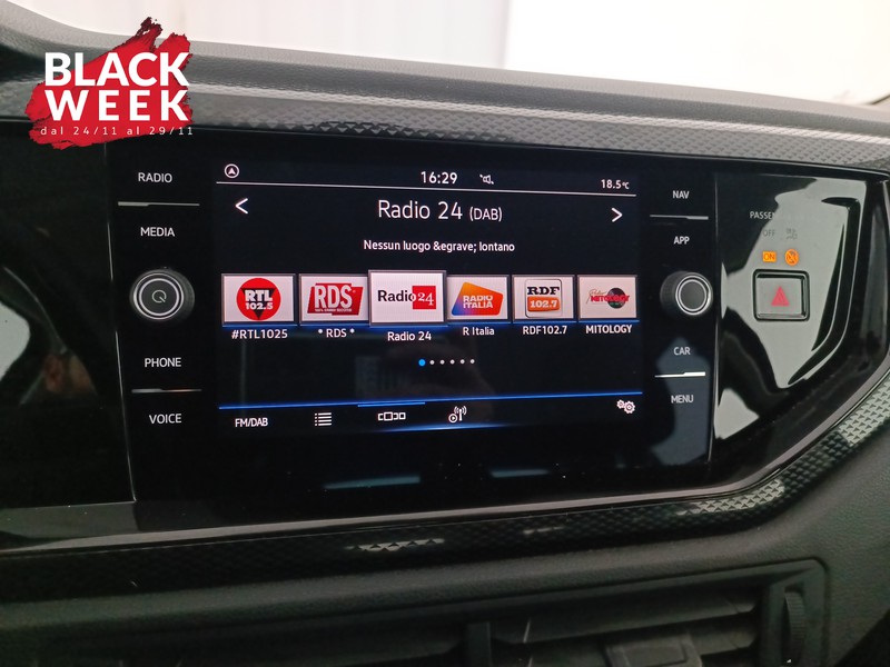 14 - Volkswagen Taigo 1.0 tsi life 95cv