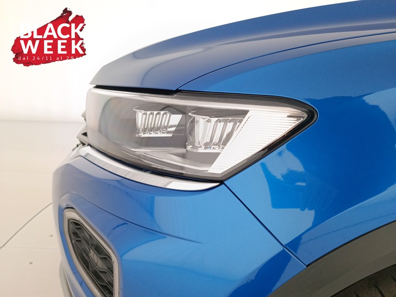 19 - Volkswagen T-Roc 1.0 tsi style 110cv