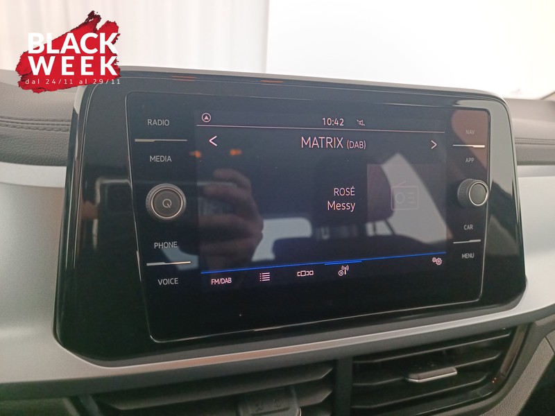 14 - Volkswagen T-Roc 1.0 tsi life 110cv