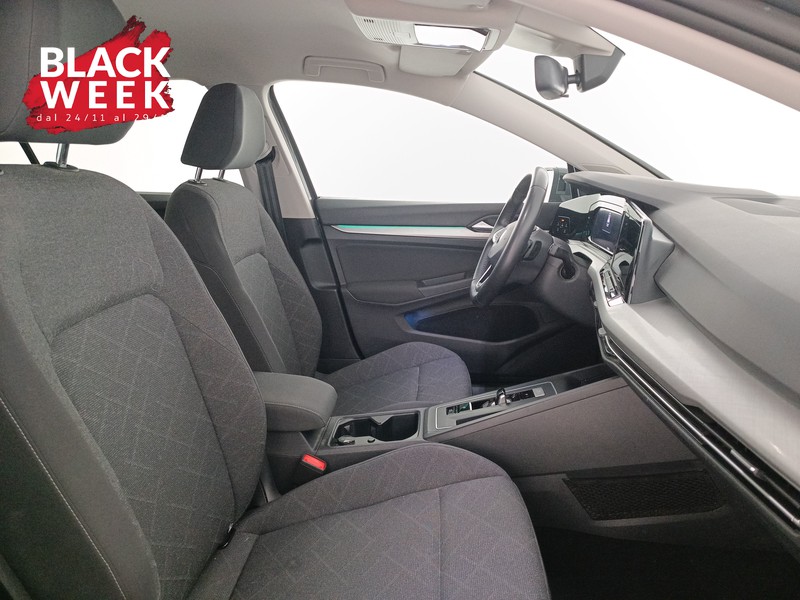 10 - Volkswagen Golf variant 1.0 etsi evo life 110cv dsg