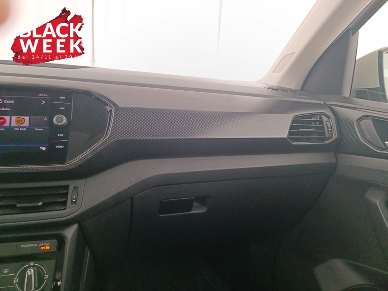 17 - Volkswagen T-Cross 1.0 tsi sport 95cv