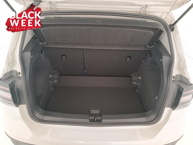 21 - Volkswagen T-Cross 1.0 tsi sport 95cv