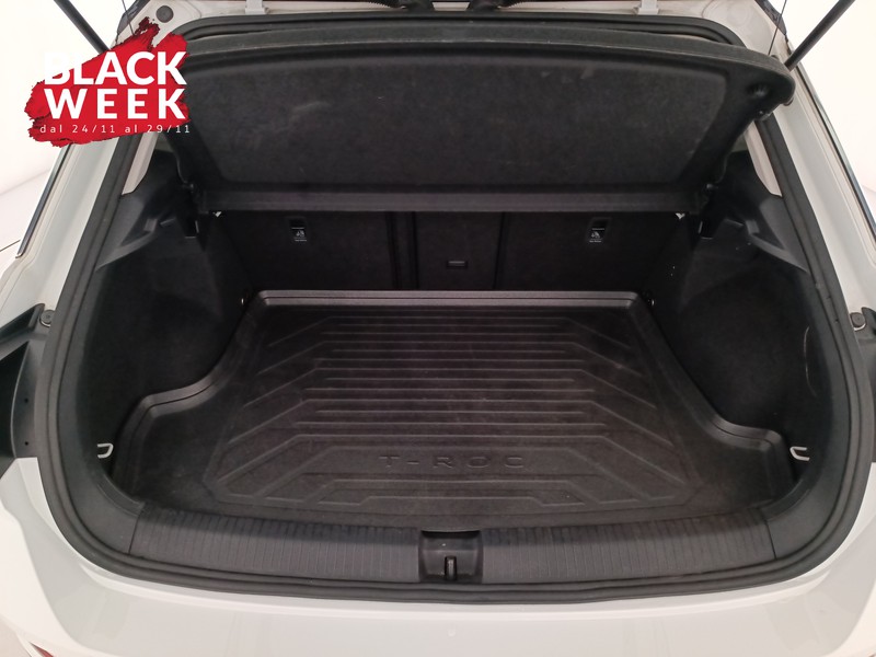 21 - Volkswagen T-Roc 1.0 tsi life 110cv