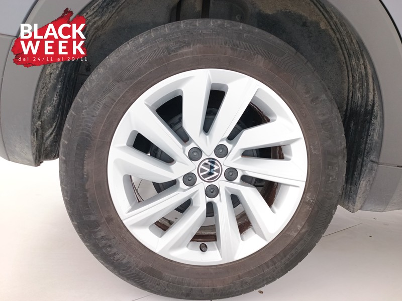 8 - Volkswagen T-Cross 1.0 tsi style 95cv