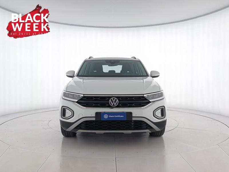 2 - Volkswagen T-Roc 1.0 tsi life 110cv
