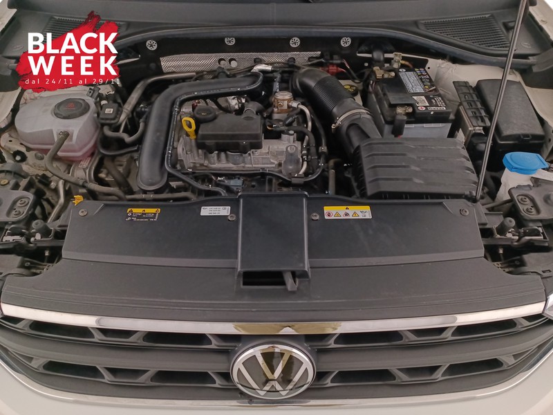 20 - Volkswagen T-Roc 1.0 tsi life 110cv