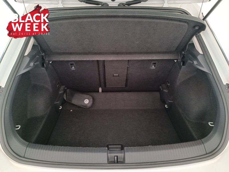 21 - Volkswagen T-Roc 1.0 tsi life 110cv