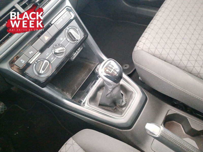 16 - Volkswagen T-Cross 1.0 tsi style 95cv