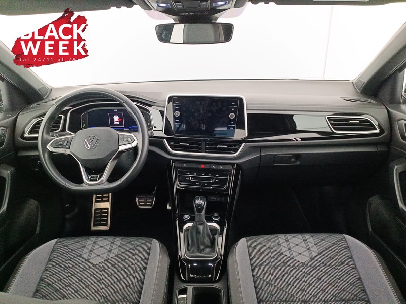 11 - Volkswagen T-Roc 2.0 tdi r-line 150cv dsg