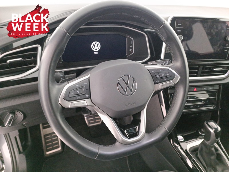 12 - Volkswagen T-Roc 2.0 tdi r-line 150cv dsg