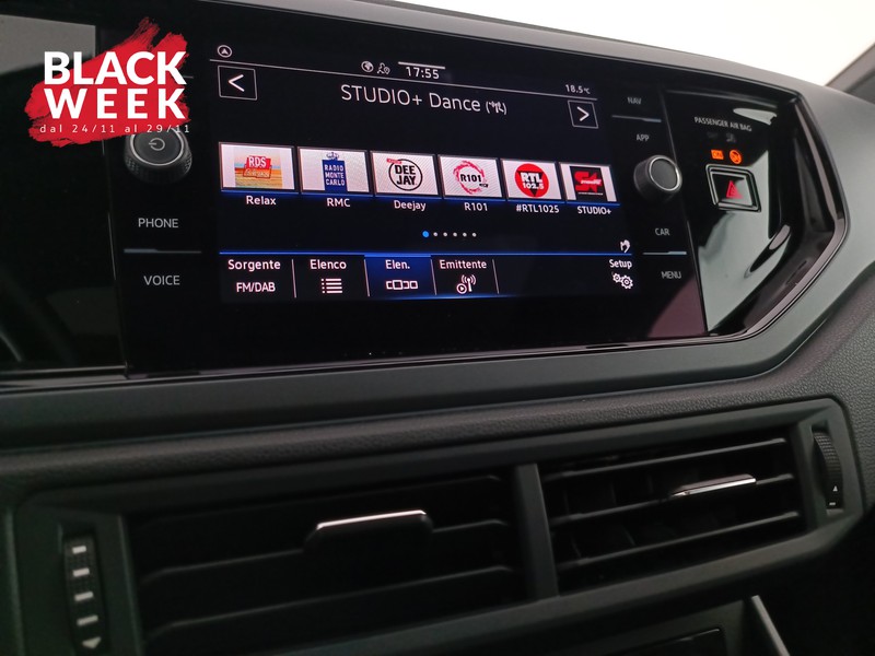 14 - Volkswagen Taigo 1.0 tsi r-line 115cv