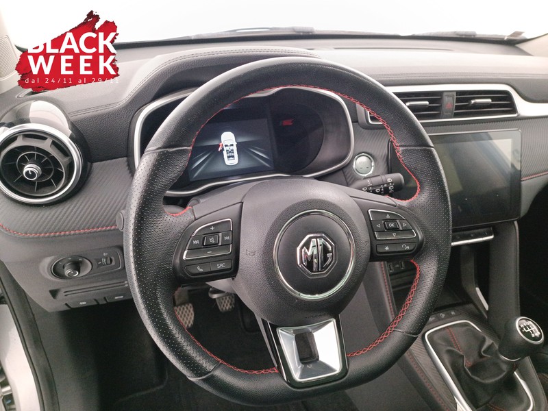 12 - Mg ZS 1.0 luxury