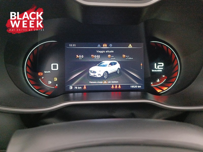 13 - Mg ZS 1.0 luxury