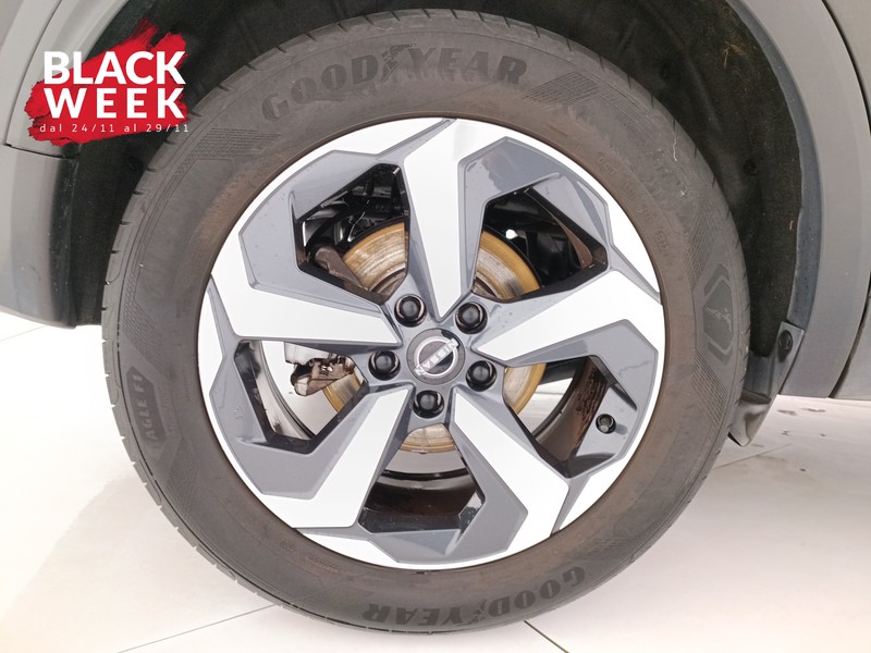 8 - Nissan Qashqai 1.3 mhev n-style 2wd 140cv