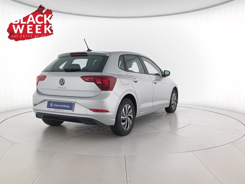 4 - Volkswagen Polo 1.0 tsi life 95cv