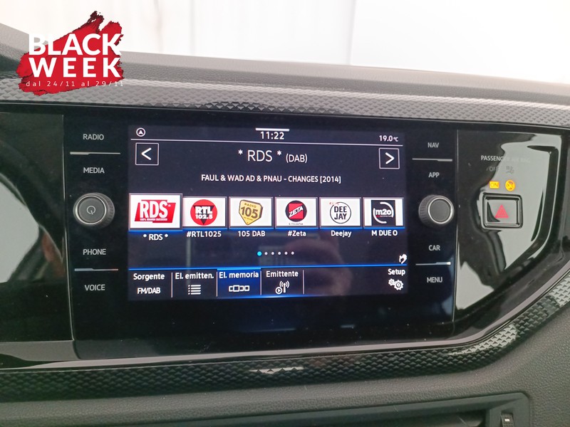 13 - Volkswagen Polo 1.0 tsi life 95cv