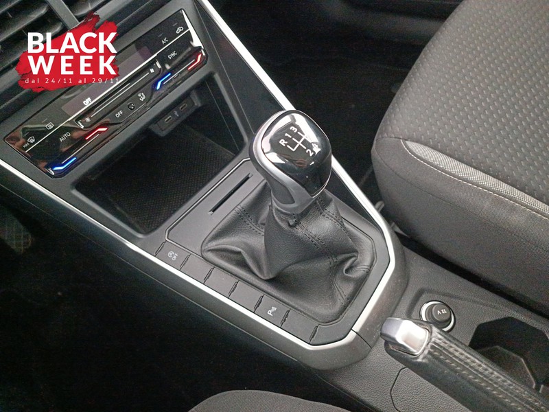 15 - Volkswagen Polo 1.0 tsi life 95cv