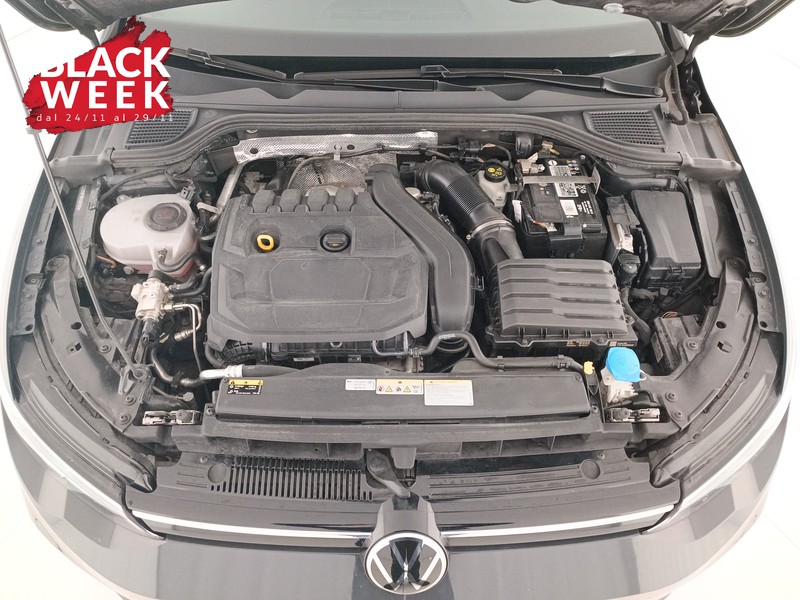 20 - Volkswagen Golf 1.5 tgi life 130cv