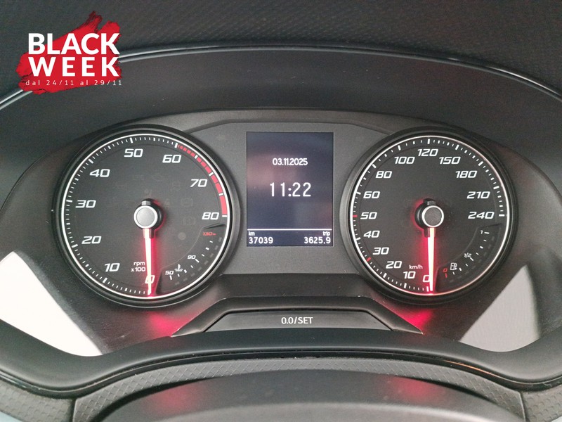 13 - Seat Arona 1.0 ecotsi xperience 110cv