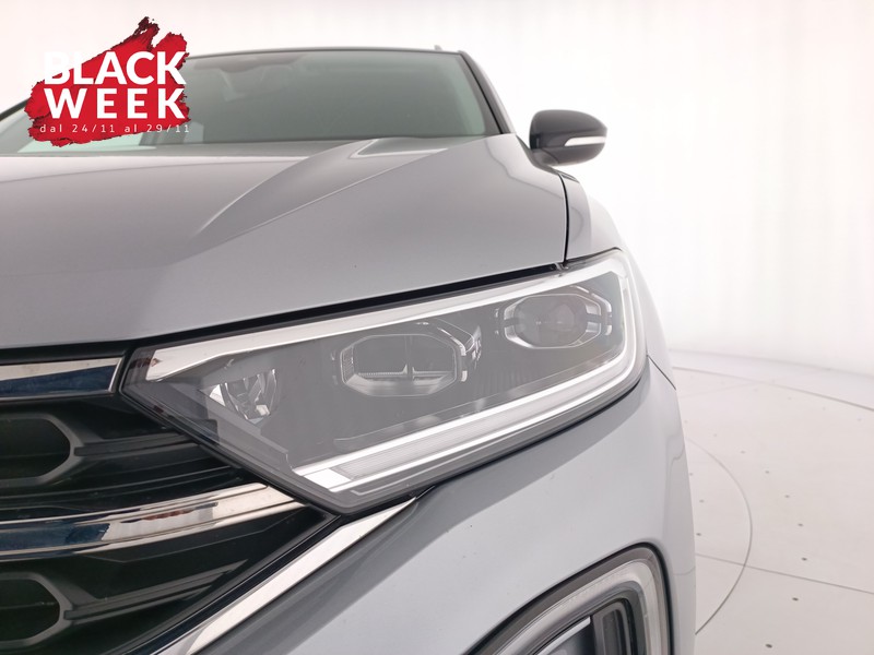 7 - Volkswagen T-Roc 1.0 tsi style 110cv