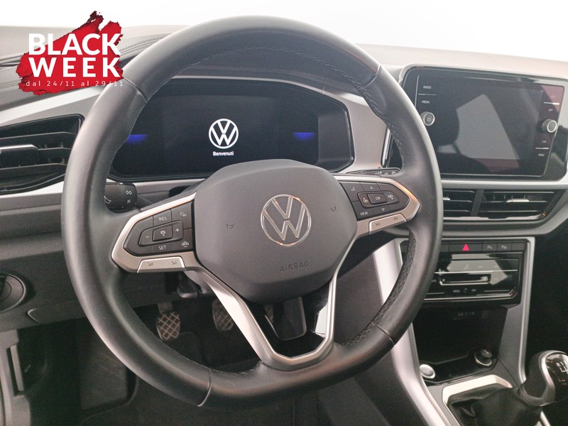 12 - Volkswagen T-Roc 1.0 tsi life 115cv