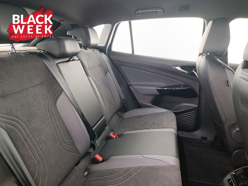 9 - Volkswagen ID.4 77 kwh pro performance 204cv