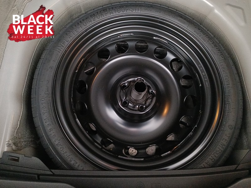 22 - Volkswagen Taigo 1.0 tsi life 95cv