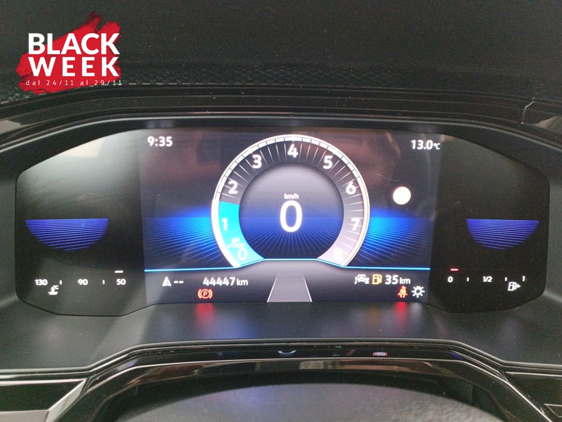 13 - Volkswagen Taigo 1.0 tsi life 95cv