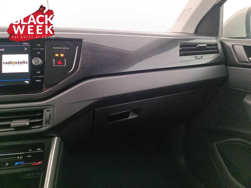 17 - Volkswagen Taigo 1.0 tsi life 95cv