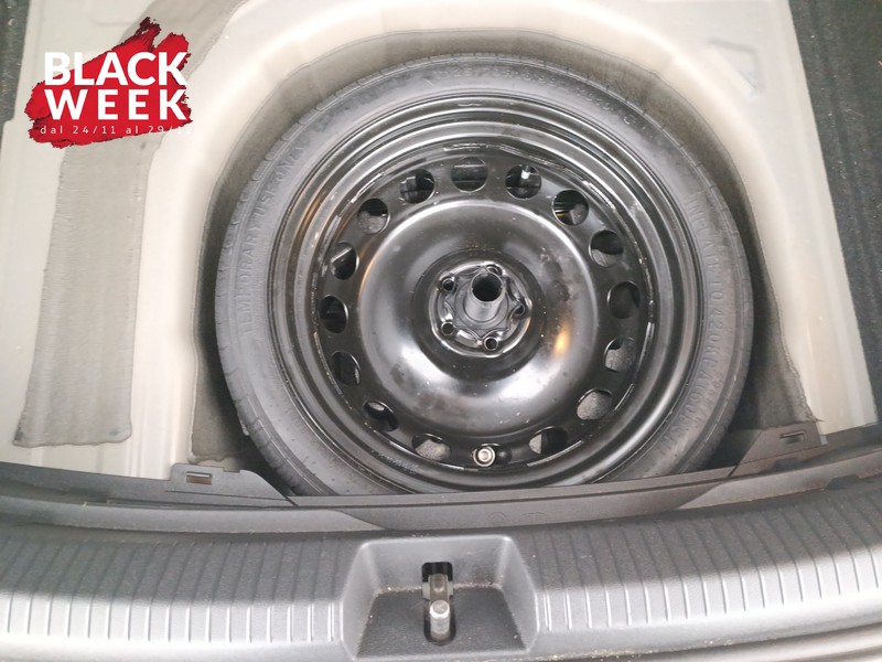 22 - Volkswagen Taigo 1.0 tsi life 95cv