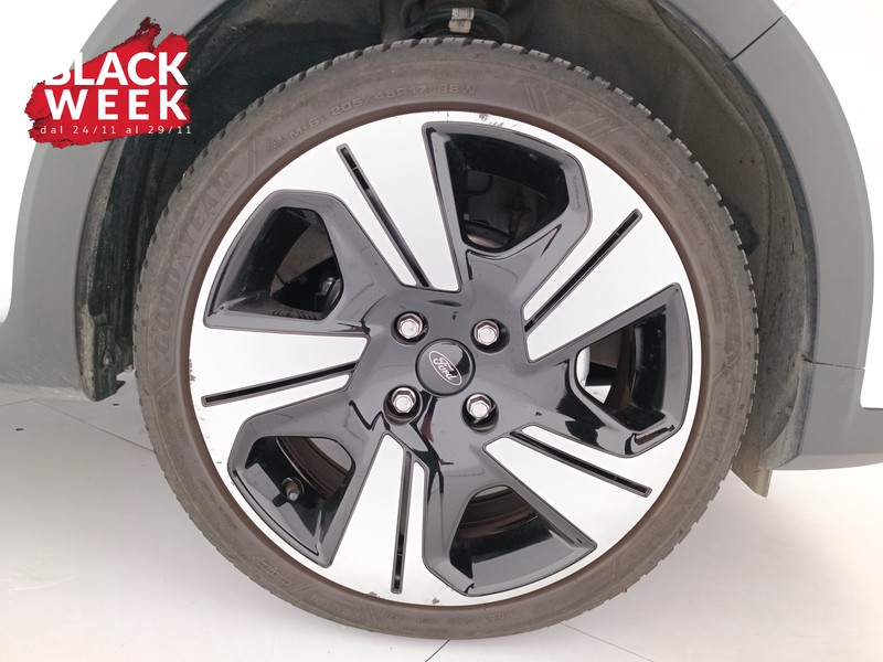 8 - Ford Fiesta active 1.0 ecoboost h 125cv