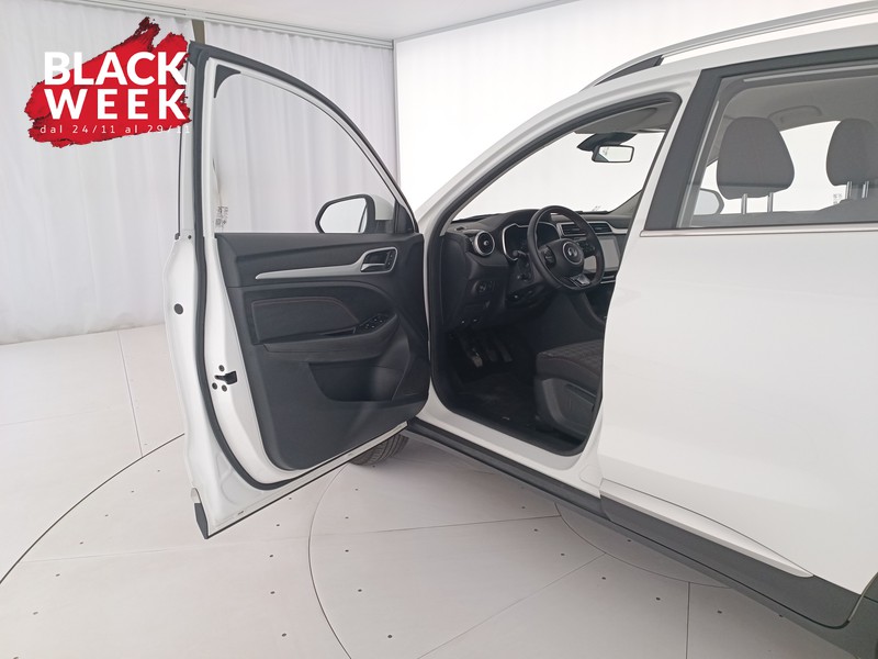 18 - Mg ZS 1.5 luxury