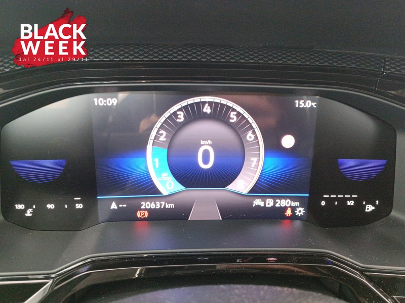 13 - Volkswagen Taigo 1.0 tsi life 110cv