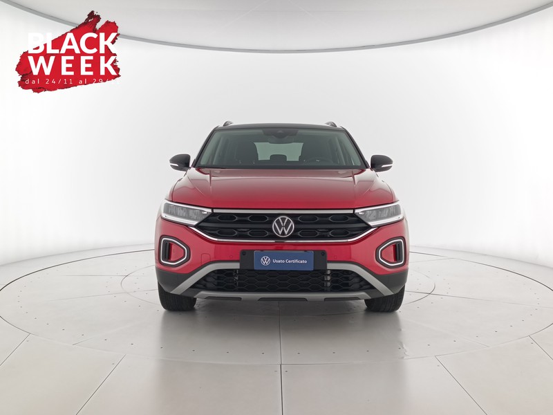 2 - Volkswagen T-Roc 1.5 tsi sport dsg