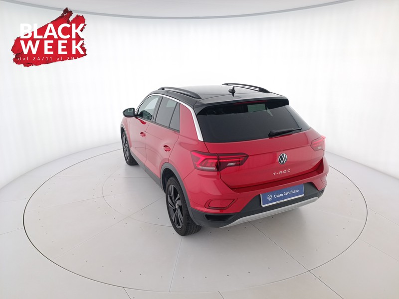 6 - Volkswagen T-Roc 1.5 tsi sport dsg