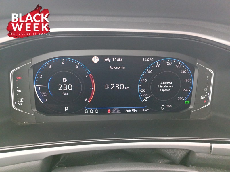 13 - Volkswagen T-Roc 1.5 tsi sport dsg