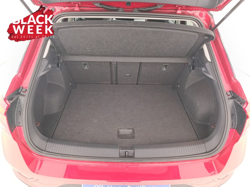 21 - Volkswagen T-Roc 1.5 tsi sport dsg