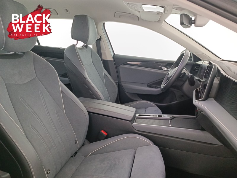 10 - Volkswagen Passat 2.0 tdi scr business 150cv dsg